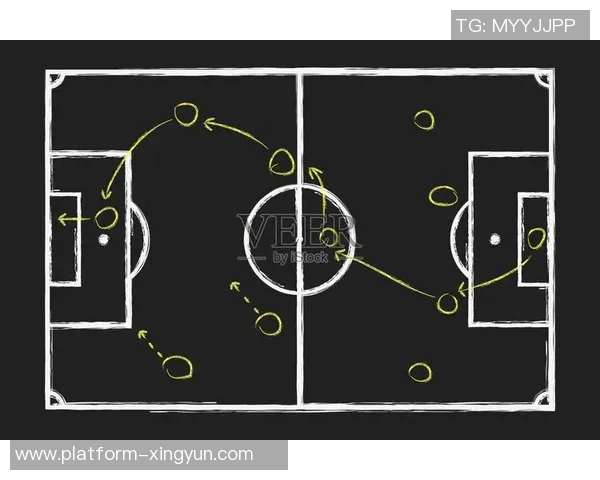 足球伪边锋的战术解析与技术特点探讨如何在比赛中发挥最大效用